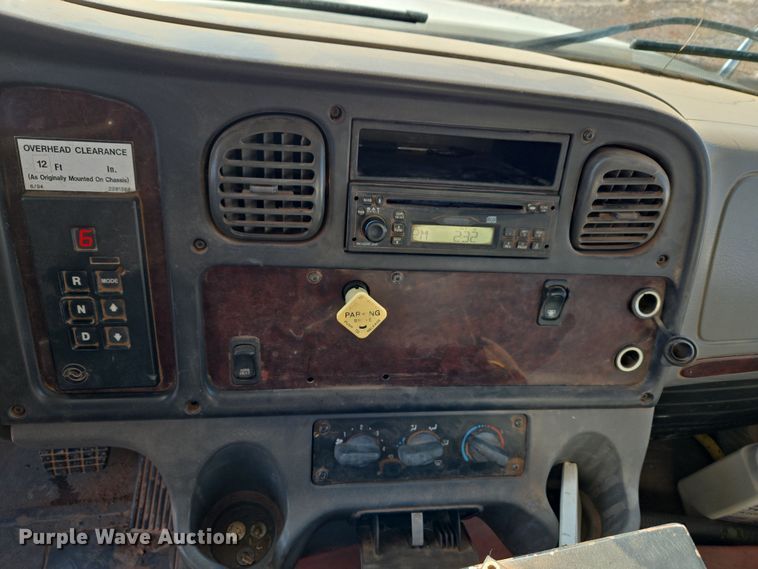 image for item ET1222 2006 Freightliner M2 refuse truck