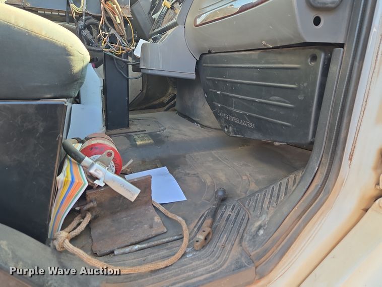 image for item ET1222 2006 Freightliner M2 refuse truck