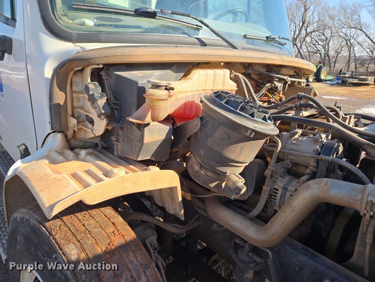 image for item ET1222 2006 Freightliner M2 refuse truck