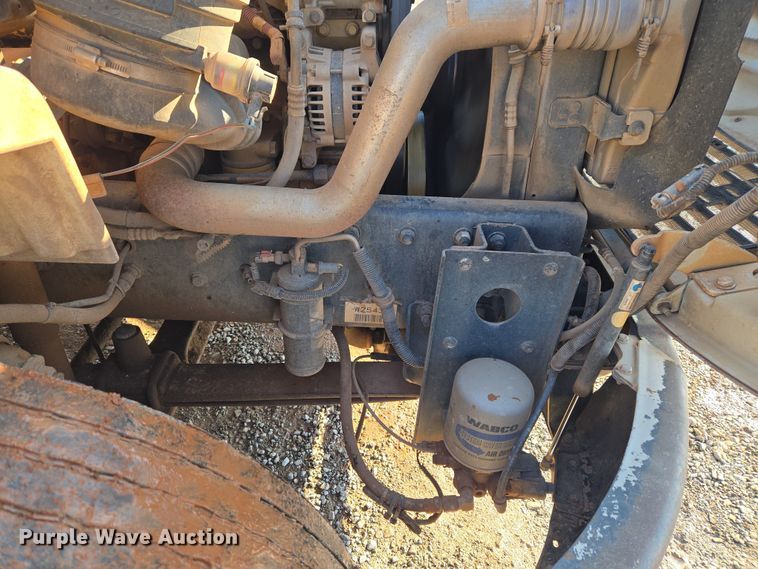 image for item ET1222 2006 Freightliner M2 refuse truck