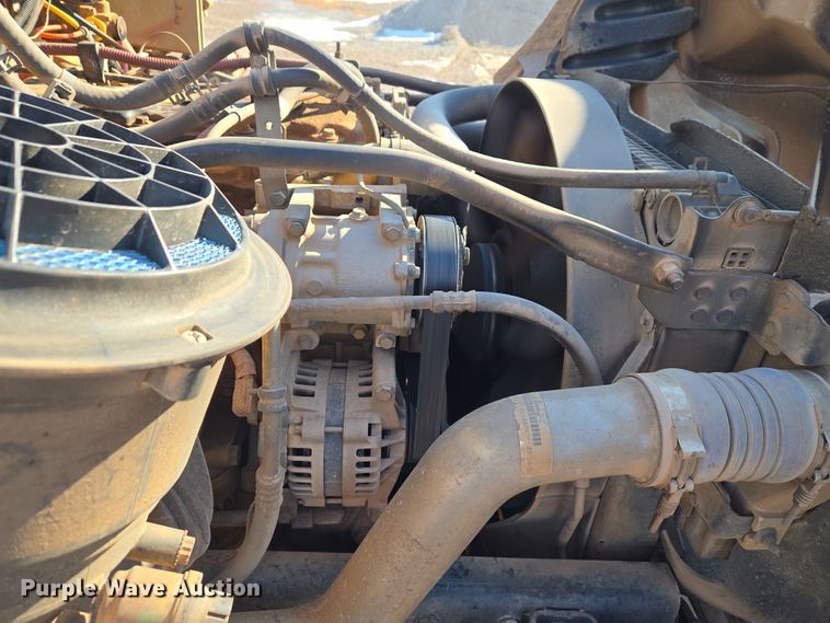 image for item ET1222 2006 Freightliner M2 refuse truck