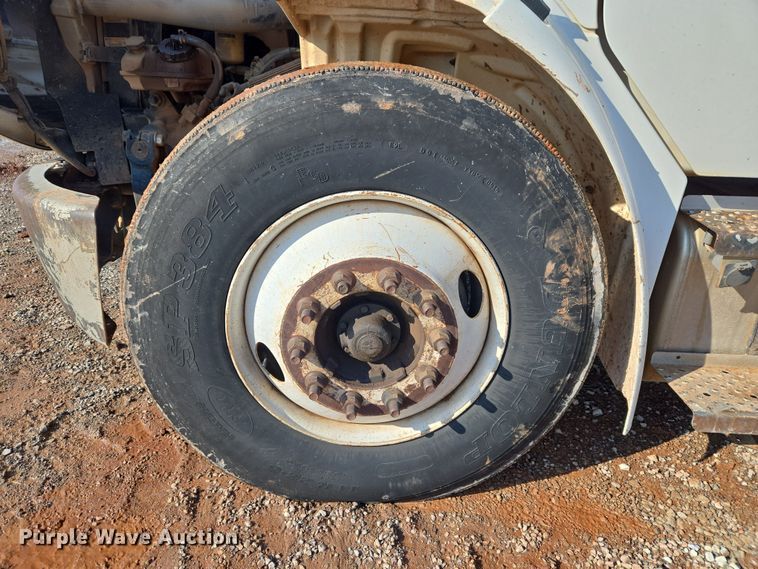 image for item ET1222 2006 Freightliner M2 refuse truck