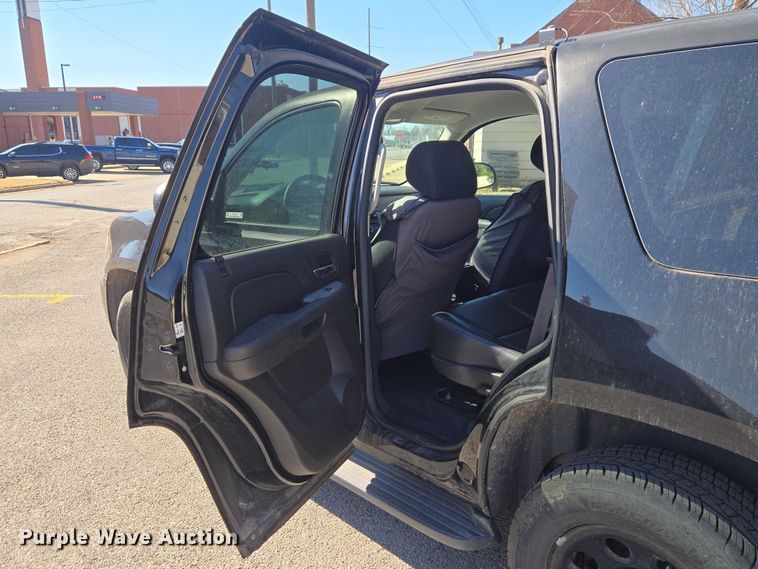 image for item ET1285 2014 Chevrolet Tahoe Police SUV