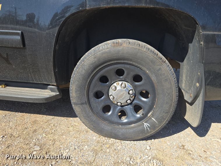 image for item ET1286 2013 Chevrolet Tahoe Police SUV