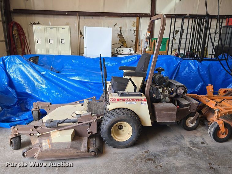 image for item ET1379 Grasshopper 3561 ZTR lawn mower