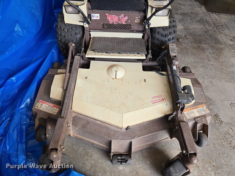 image for item ET1379 Grasshopper 3561 ZTR lawn mower