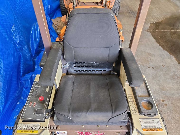 image for item ET1379 Grasshopper 3561 ZTR lawn mower