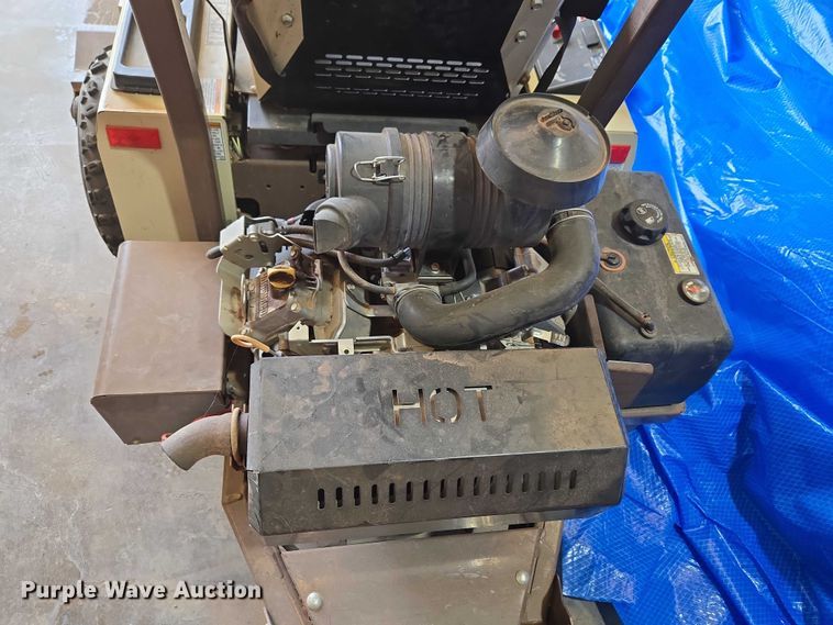 image for item ET1379 Grasshopper 3561 ZTR lawn mower