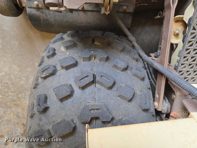 image for item ET1379 Grasshopper 3561 ZTR lawn mower