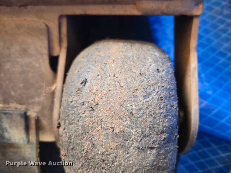 image for item ET1379 Grasshopper 3561 ZTR lawn mower