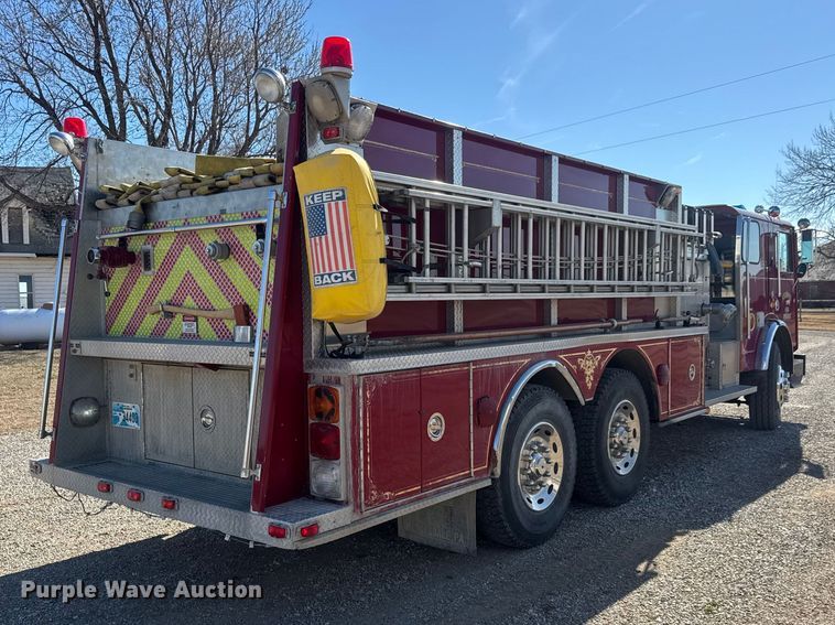 image for item ET1577 1990 Mack MC690CS pumper fire truck