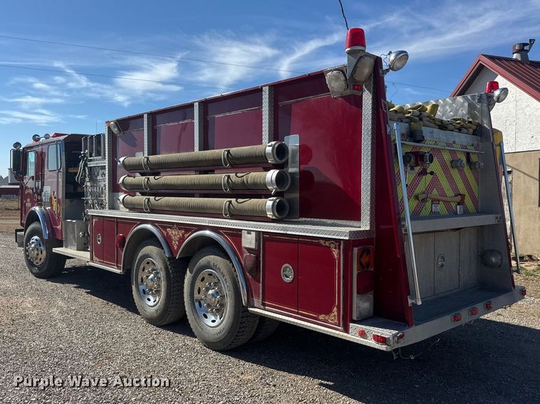 image for item ET1577 1990 Mack MC690CS pumper fire truck