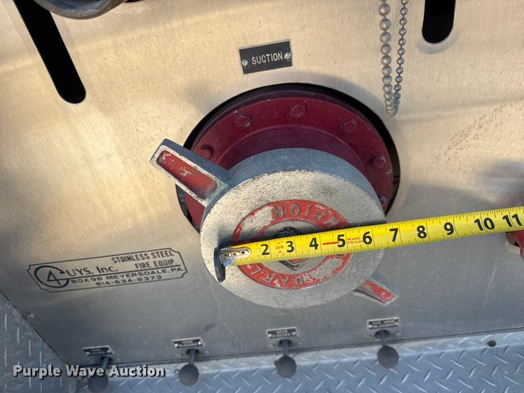 image for item ET1577 1990 Mack MC690CS pumper fire truck