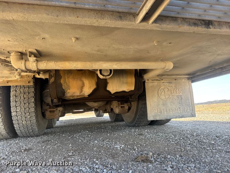 image for item ET1577 1990 Mack MC690CS pumper fire truck