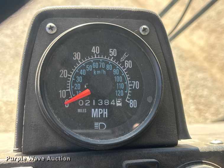 image for item ET1577 1990 Mack MC690CS pumper fire truck