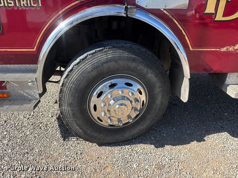 image for item ET1577 1990 Mack MC690CS pumper fire truck