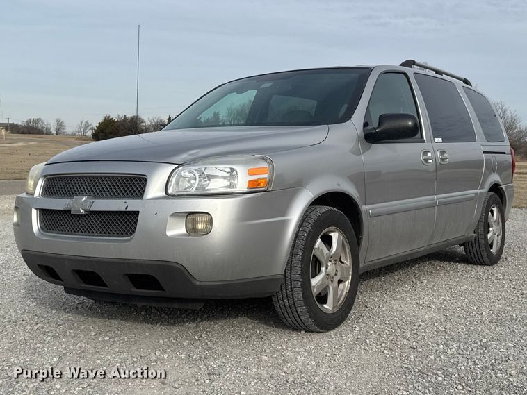 image for item ET1581 2008 Chevrolet Uplander handicap accessible van