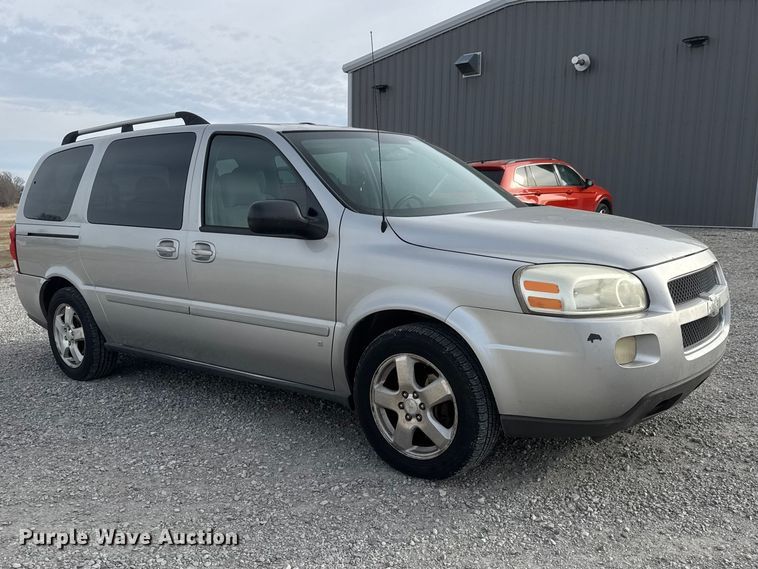 image for item ET1581 2008 Chevrolet Uplander handicap accessible van