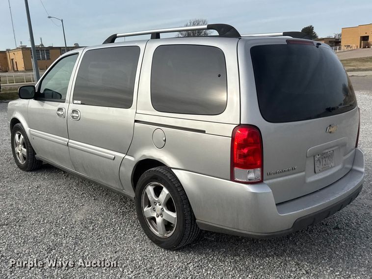 image for item ET1581 2008 Chevrolet Uplander handicap accessible van