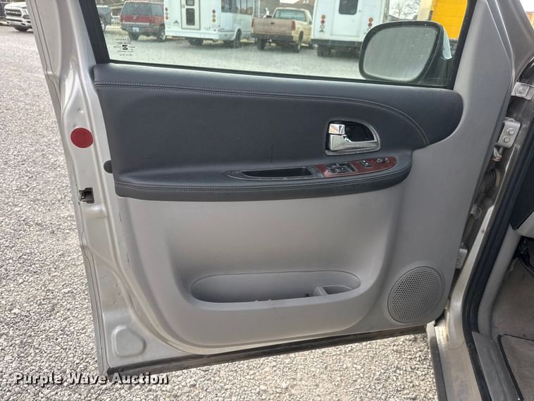 image for item ET1581 2008 Chevrolet Uplander handicap accessible van