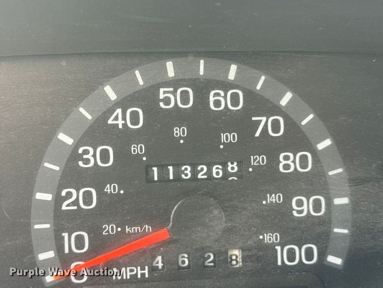 image for item ET1582 2003 Eldorado Aerotech E350 Super Duty shuttle bus