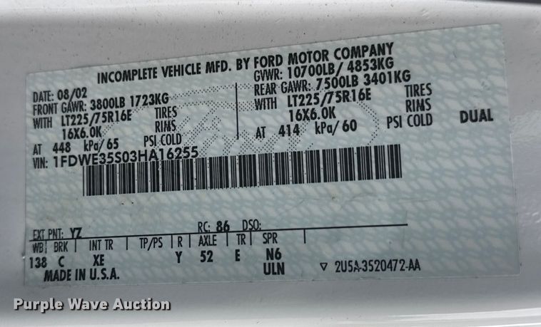 image for item ET1582 2003 Eldorado Aerotech E350 Super Duty shuttle bus