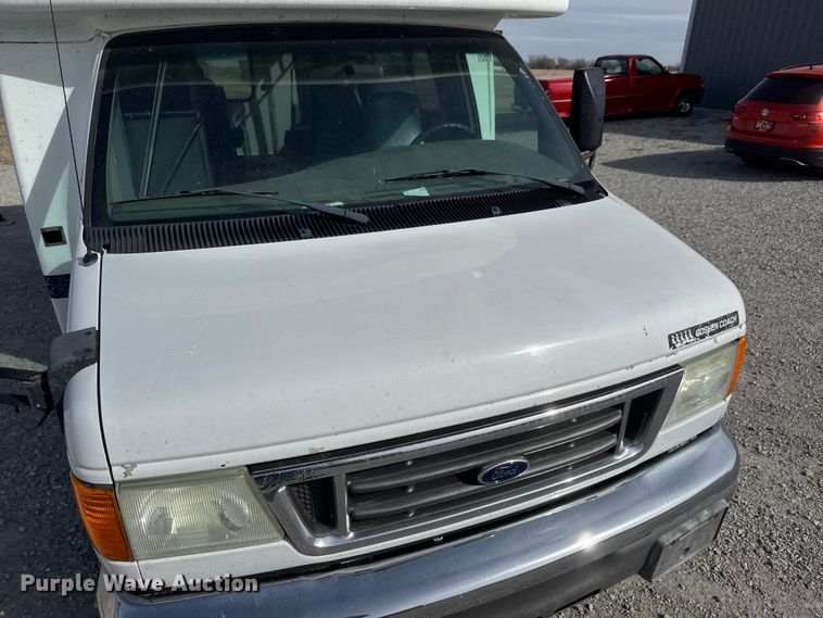 image for item ET1583 2007 Goshen Coach E450 Super Duty shuttle bus