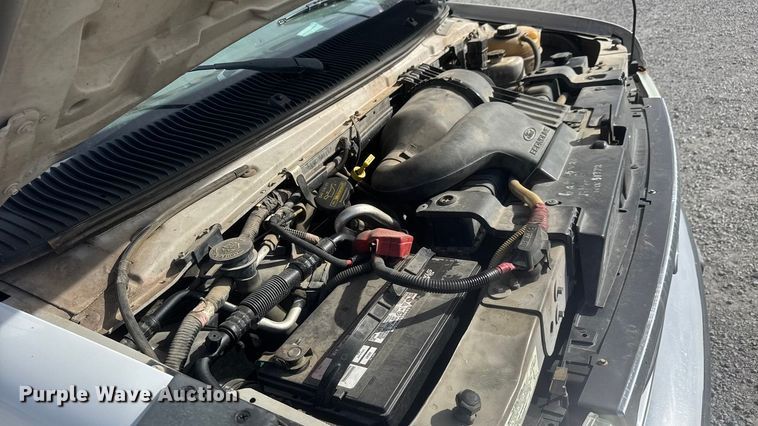 image for item ET1583 2007 Goshen Coach E450 Super Duty shuttle bus