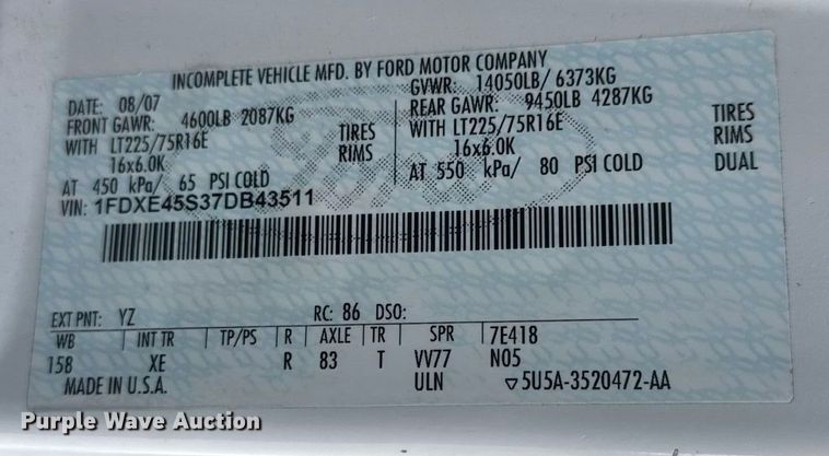 image for item ET1583 2007 Goshen Coach E450 Super Duty shuttle bus