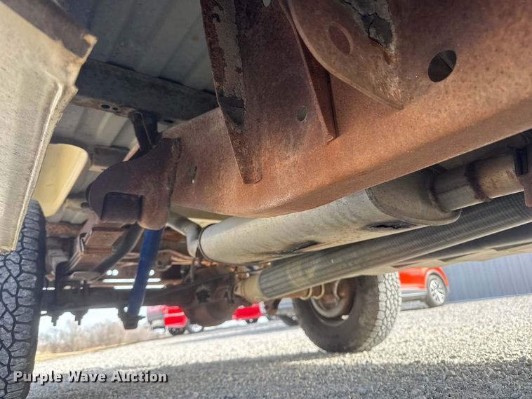 image for item ET1585 1991 Chevrolet C1500 pickup truck