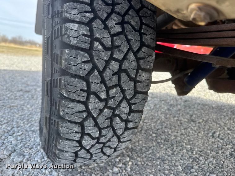 image for item ET1585 1991 Chevrolet C1500 pickup truck