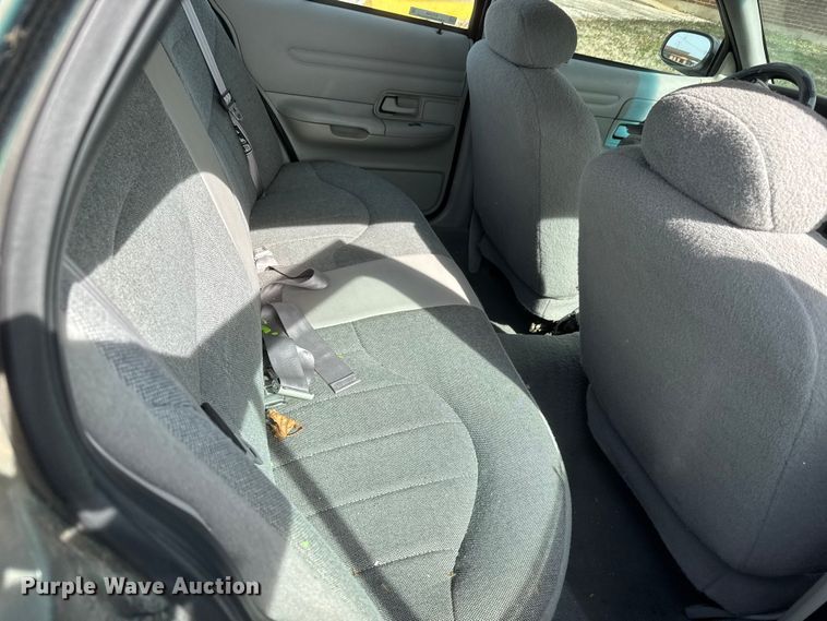 image for item ET1586 2000 Ford Crown Victoria Police Interceptor 