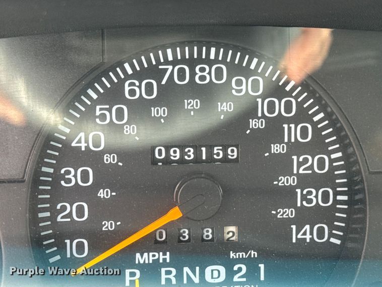 image for item ET1587 1997 Ford Crown Victoria Police Interceptor 