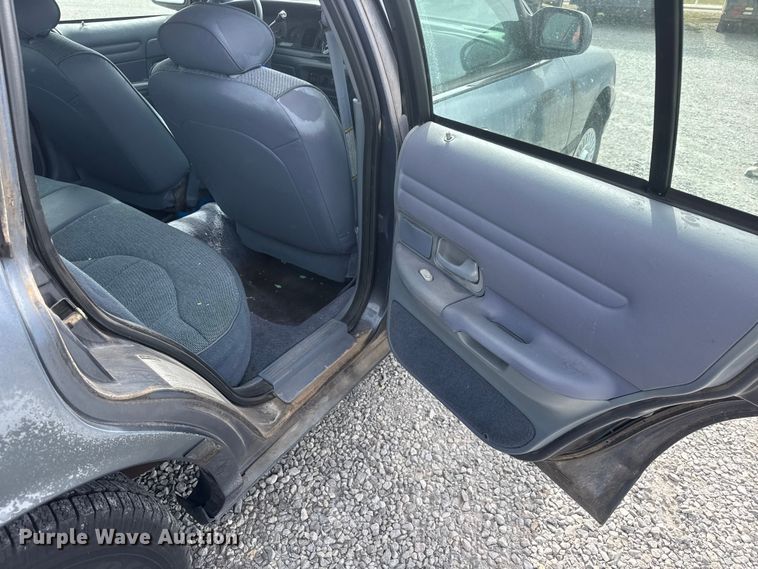 image for item ET1587 1997 Ford Crown Victoria Police Interceptor 