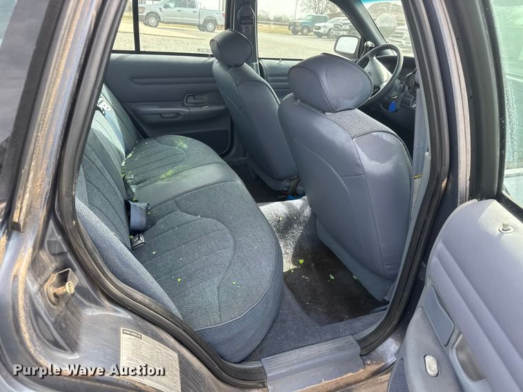 image for item ET1587 1997 Ford Crown Victoria Police Interceptor 