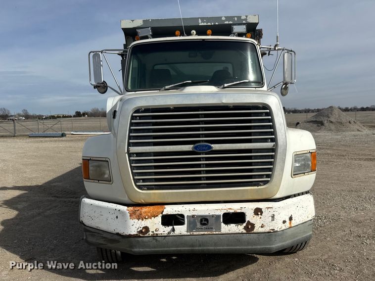 image for item ET1590 1994 Ford Aeromax L9000 dump truck
