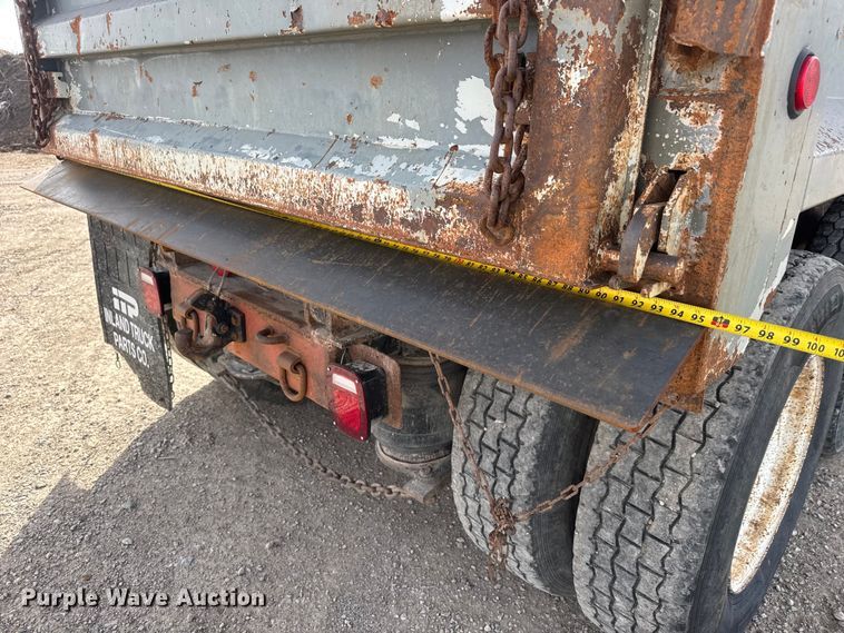 image for item ET1590 1994 Ford Aeromax L9000 dump truck