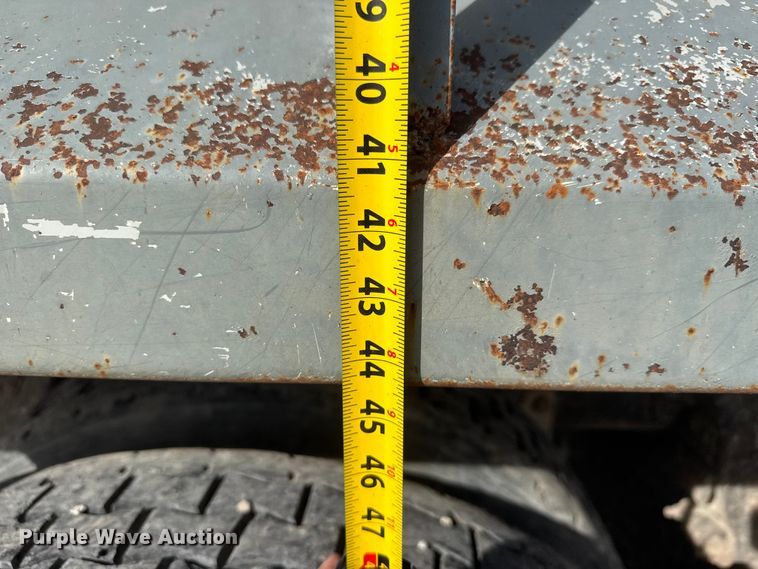 image for item ET1590 1994 Ford Aeromax L9000 dump truck