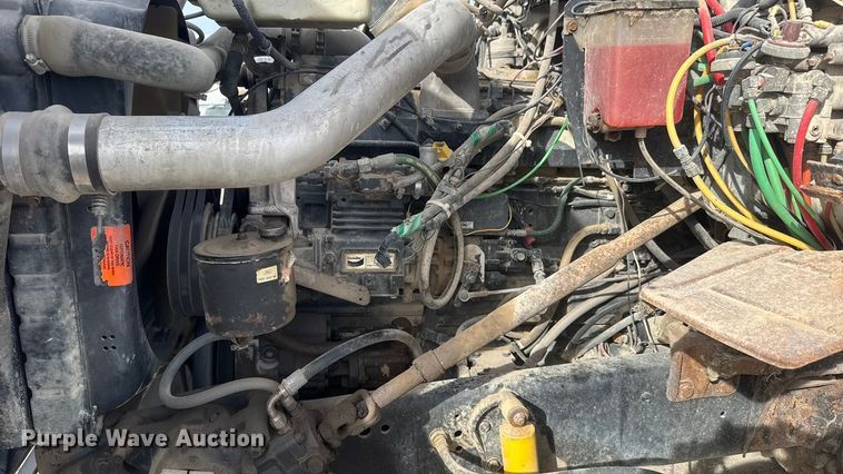 image for item ET1590 1994 Ford Aeromax L9000 dump truck
