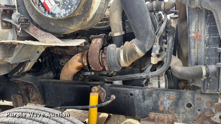 image for item ET1590 1994 Ford Aeromax L9000 dump truck