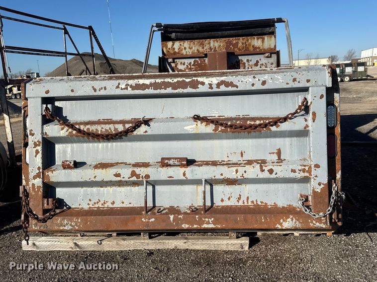 image for item ET1592 Henderson 16 X 36 X ASPH X MKE dump bed