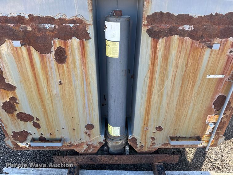 image for item ET1592 Henderson 16 X 36 X ASPH X MKE dump bed