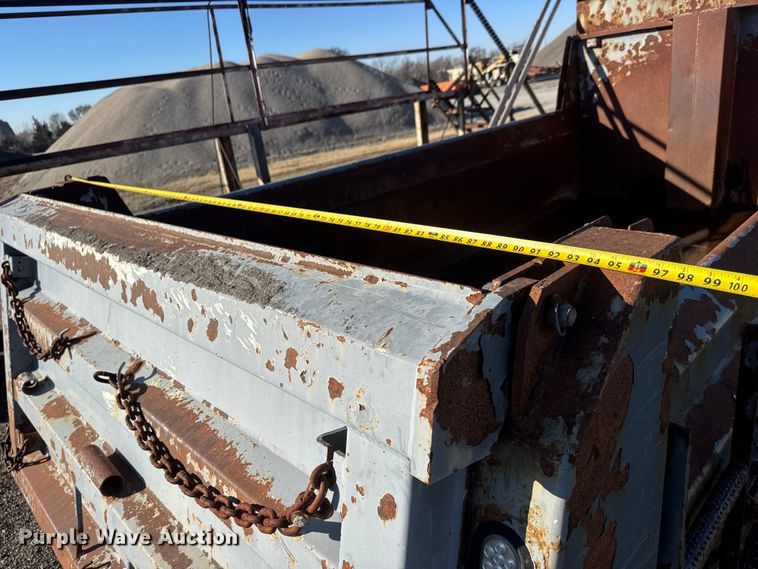 image for item ET1592 Henderson 16 X 36 X ASPH X MKE dump bed