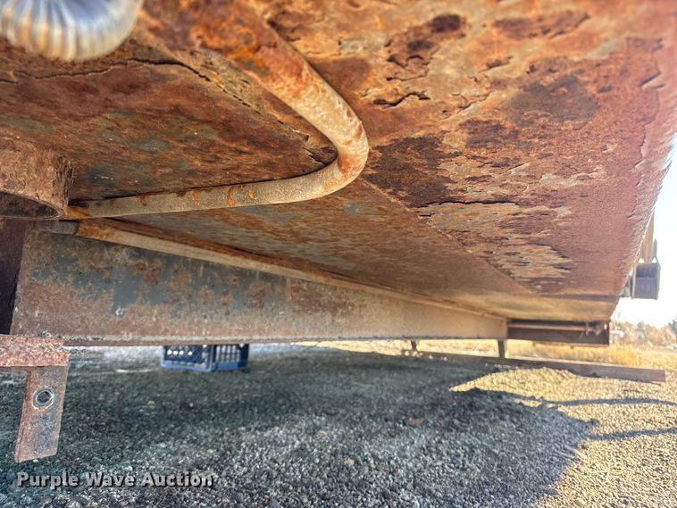 image for item ET1592 Henderson 16 X 36 X ASPH X MKE dump bed