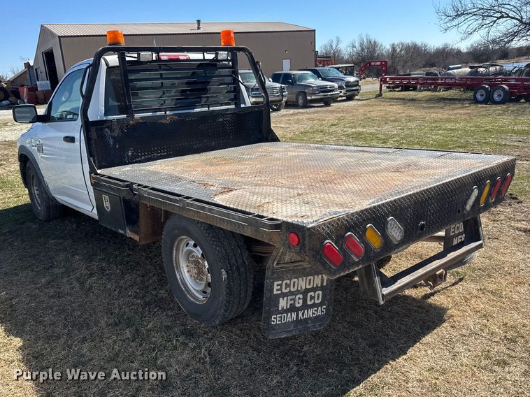 image for item ET1598 2010 Dodge RAM 2500 flatbed pickup truck