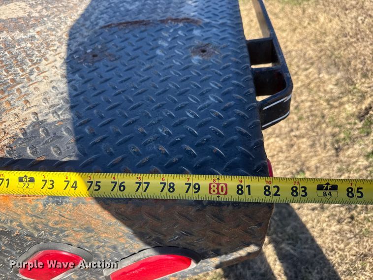 image for item ET1598 2010 Dodge RAM 2500 flatbed pickup truck