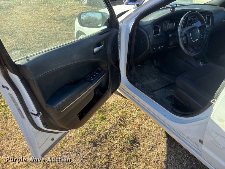 image for item ET1599 2019 Dodge Charger Police 