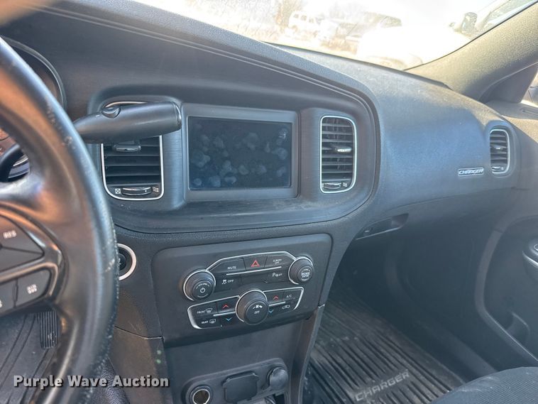 image for item ET1599 2019 Dodge Charger Police 