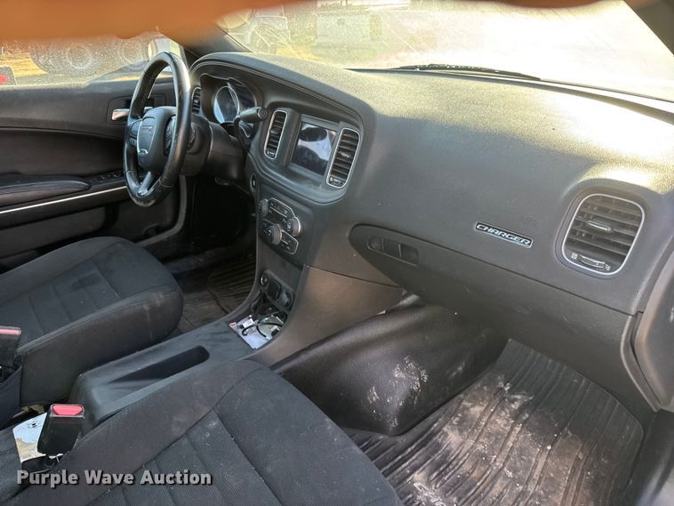 image for item ET1599 2019 Dodge Charger Police 