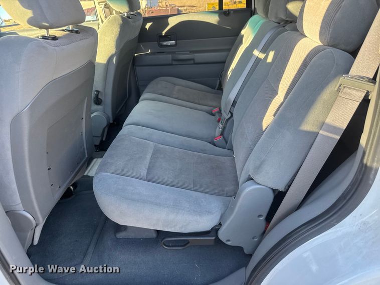 image for item ET1602 2005 Dodge Durango SUV